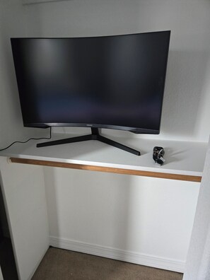 Interior - Delightful 3-bedroom estate in Palmer perfect for your getaway (Palmer)