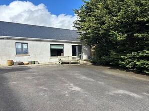 Exterior - Guest house overlooking Lough Conn (Foxford)