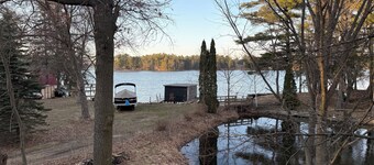 HIDDEN COVE at Prairie Lake: 3BR Waterfront Retreat on Quiet Bay on Chetek Chain