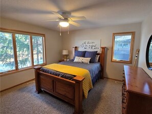 Room - HIDDEN COVE at Prairie Lake: 3BR Waterfront Retreat on Quiet Bay on Chetek Chain (Chetek)