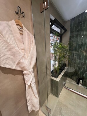 Hair dryer, towels, soap, toilet paper - Studio L 2 min from the corniche and ain diab (Casablanca)
