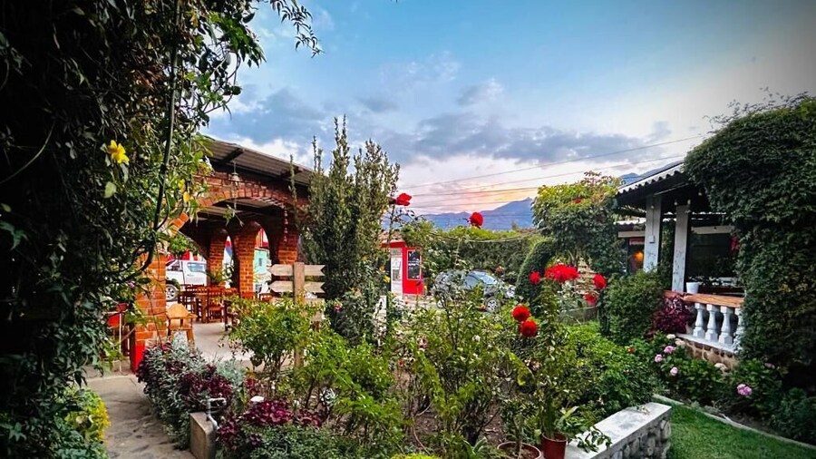 CASA HOTEL ALPAMAYO