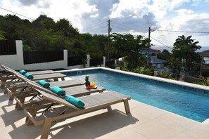 Piscine extérieure
