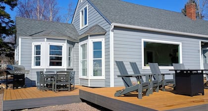 NEW: "Gray Duck" by the Harbor: Walk Anywhere from this Sweet 4BR Home w/ Sauna!