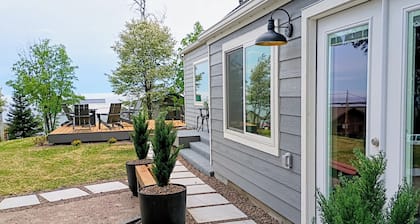 NEW: "Gray Duck" by the Harbor: Walk Anywhere from this Sweet 4BR Home w/ Sauna!