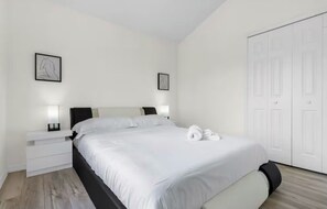 4 sovrum, strykjärn/strykbräda, wi-fi och sängkläder