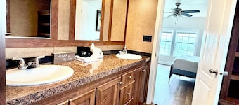 San Marcos Bobcat Getaway Retreat