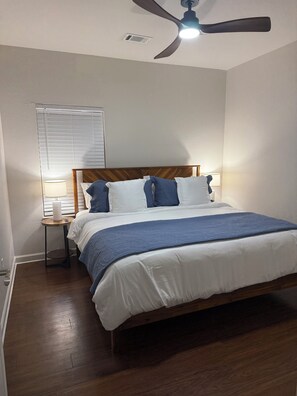 3 habitaciones, tabla de planchar con plancha y wifi gratis 