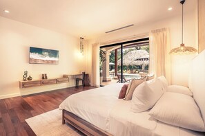 5 Schlafzimmer, Zimmersafe, Schreibtisch, Bügeleisen/Bügelbrett