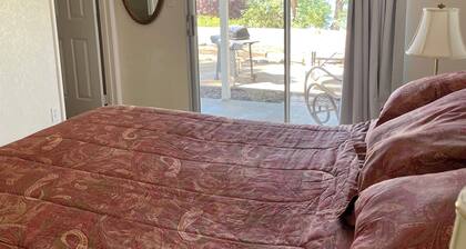 Full 3-bedroom house on the LAKE in tranquil Atascadero! Beautiful Lake view.