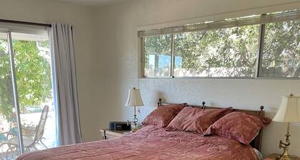 Full 3-bedroom house on the LAKE in tranquil Atascadero! Beautiful Lake view.