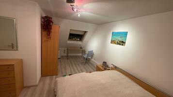 1 Schlafzimmer, Schreibtisch, kostenloses WLAN, Bettwäsche