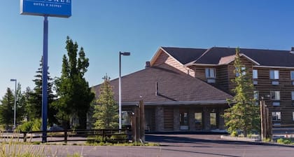 Pinedale Hotel & Suites