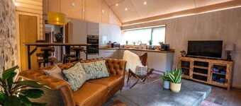 Thyme Lodge • 2BR• Hot Tub•Sauna • Hiking Trails