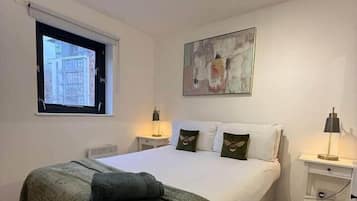 2 quartos, ferros/tábuas de passar roupa, Wi-Fi, roupa de cama
