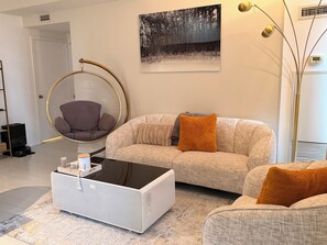 Living area - LENNOX HILL NYC (New York)