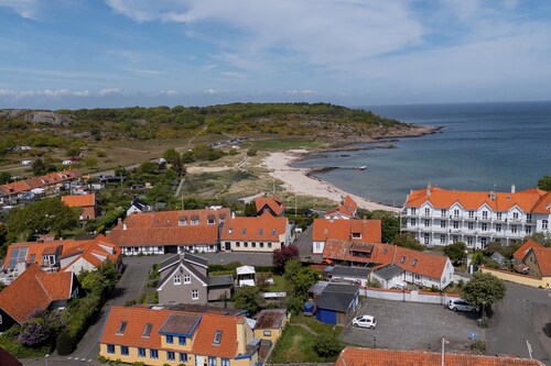 Cosy apartment with sea view in Sandvig