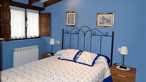 3 Schlafzimmer, Bügeleisen/Bügelbrett, Internetzugang, Bettwäsche