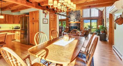 Secluded 4-bedroom Log Cabin with Mt. Monadnock views. with AC