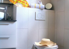 Hair dryer, towels, toilet paper - Coco Case "new T2 (Les Trois-Îlets)