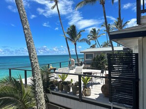 Terrace/patio - Oceanfront Flat Sunset Beach Legendary North Shore (Haleiwa)
