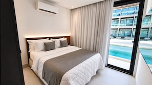 Ground Floor Apartment with Direct Pool Access | Premium bedding, minibar, laptop workspace, free cribs/infant beds - Porto 2 Life Resort - GAV Resorts (Ipojuca)