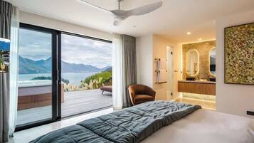 3 slaapkamers, een strijkplank/strijkijzer, wifi, beddengoed