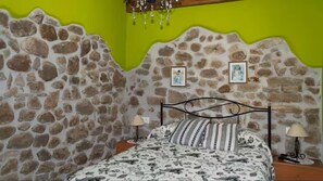 2 slaapkamers, internet, beddengoed