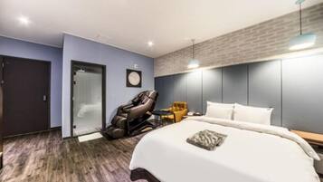 Suite, Non Smoking, City View | Desk, laptop workspace, blackout curtains, free WiFi