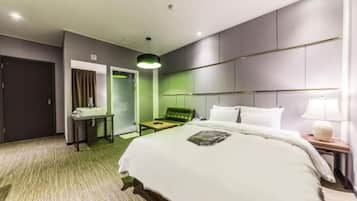 Deluxe Double Room, Non Smoking, City View | Desk, laptop workspace, blackout drapes, free WiFi