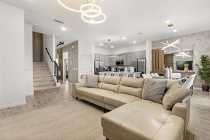 TV - The Best Home and Location near Disney (Orlando)