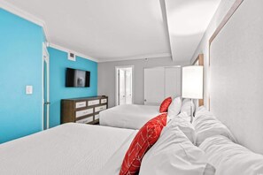 3 bedrooms, desk, iron/ironing board, WiFi - Relaxing 3B at Grand Cayman,Modern Decor with Pool (Myrtle Beach)