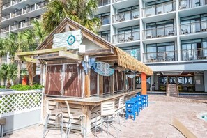 Terrace/patio - Relaxing 3B at Grand Cayman,Modern Decor with Pool (Myrtle Beach)