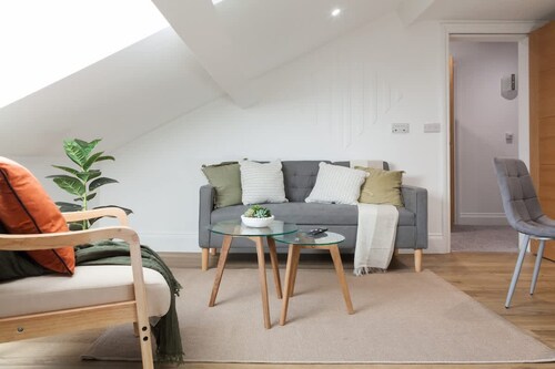 Central Harrogate Beautiful Bright 1-bedroom Apartment