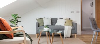 Central Harrogate Beautiful Bright 1-bedroom Apartment