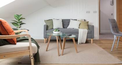 Central Harrogate Beautiful Bright 1-bedroom Apartment