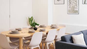 Apartment | 4 bedrooms, Internet