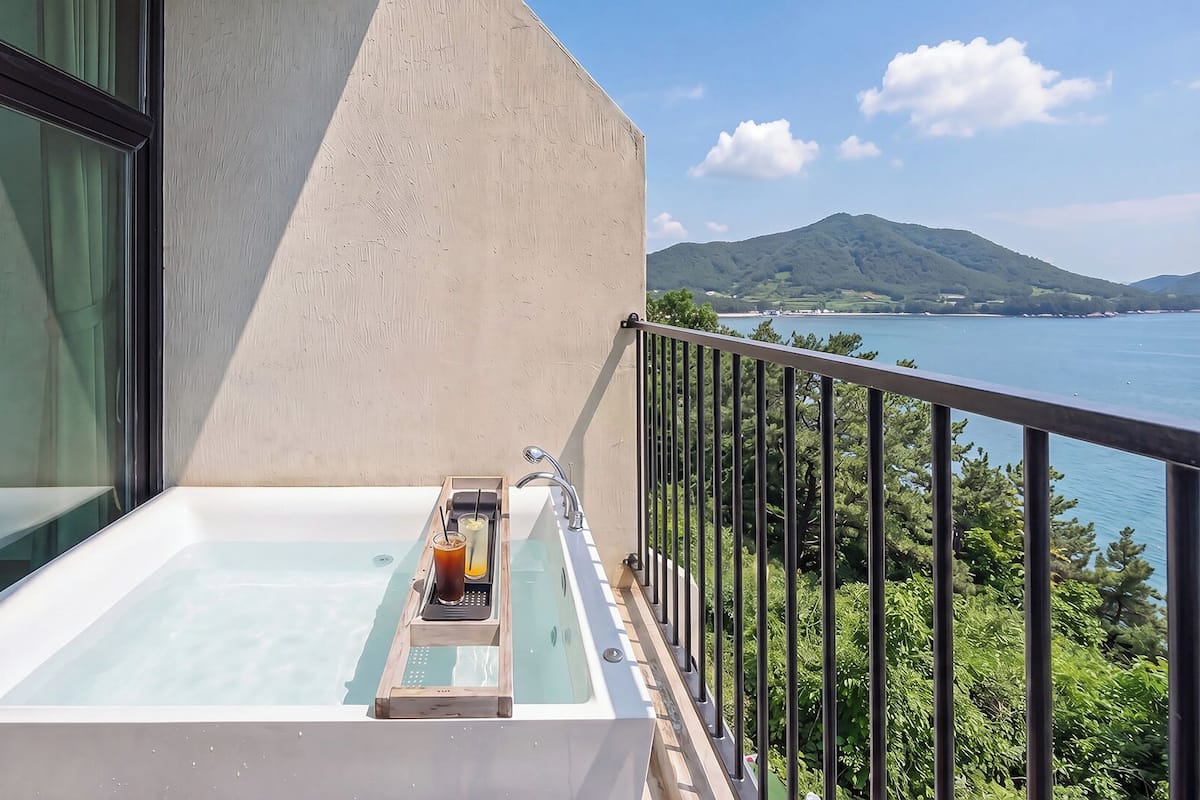Basic Oda, 2 Yatak Odası (302 (Spa, Pet-Friendly)) | 1 yatak odası, ücretsiz kablosuz İnternet 