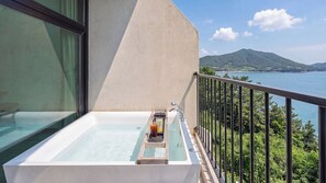 Basic Room, 2 Bedrooms (302 (Spa, Pet-Friendly)) | 1 bedroom, free WiFi - Yeosu Bokja Spa Pension (Yeosu)