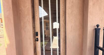 Western themed 3 bedroom basement apartment in charming Hurricane Ut