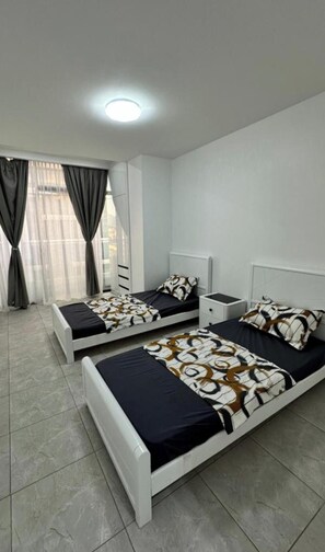2 bedrooms, iron/ironing board, WiFi, bed sheets