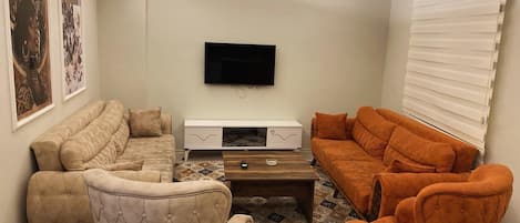 Deluxe Çatı Katı Süiti (Penthouse), Balkon, Park Manzaralı | Oturma alanı