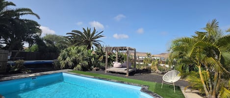 Piscine extérieure
