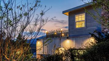 Basic-Zimmer, 5 Schlafzimmer (Whole Building Rental (Call))