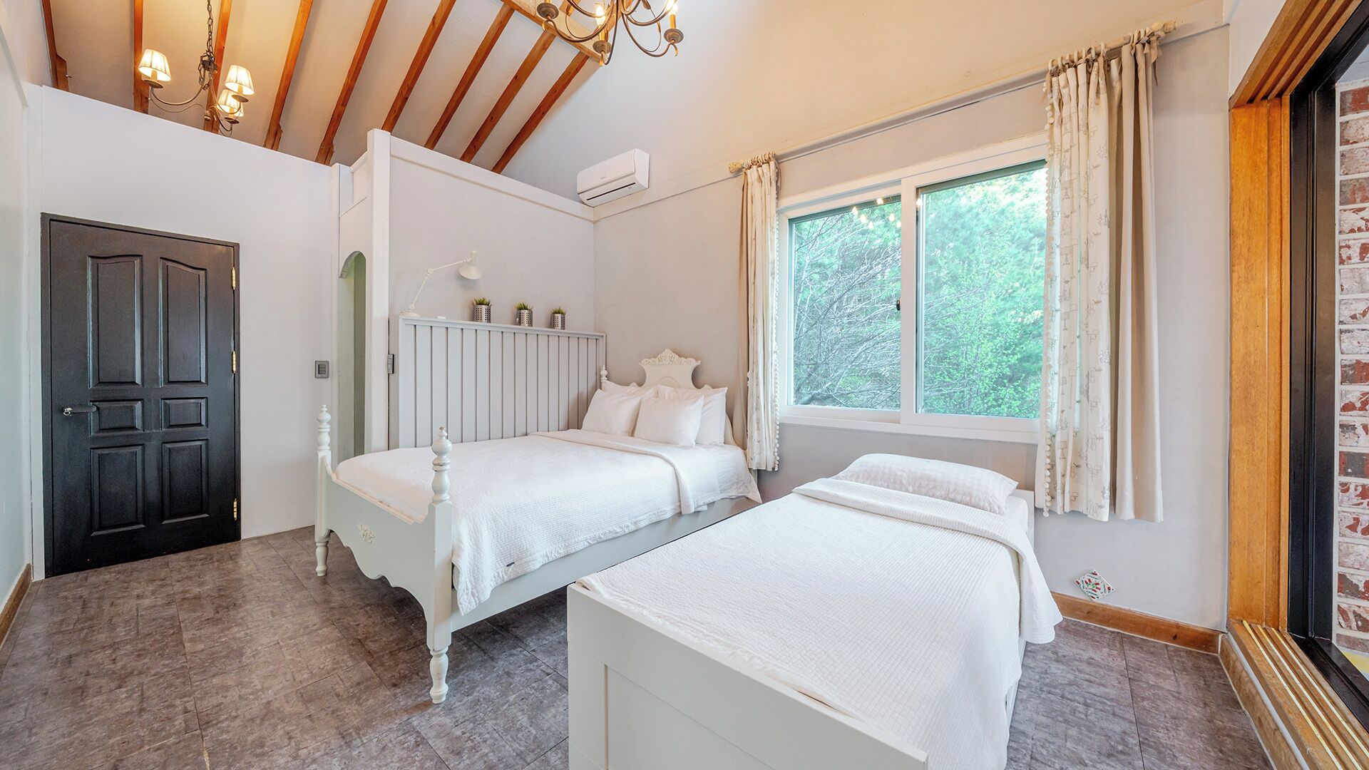 Basic Room, 2 Bedrooms (ROOM N (Whirlpool Spa)) | 1 bedroom, free WiFi