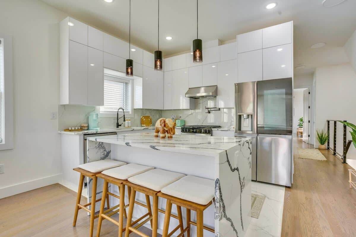 Fridge, microwave, oven, dishwasher
