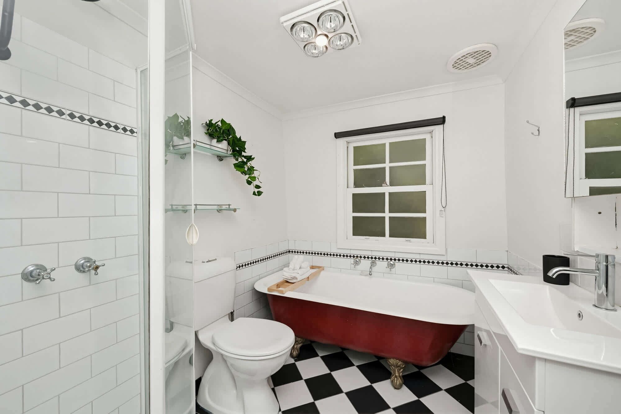 Shower, hair dryer, towels, shampoo