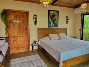 1 bedroom, WiFi, bed sheets - Lava View Villa -Tropical Oasis + Jacuzzi (La Fortuna)