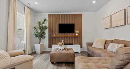Perfect 4BR • Sleeps 10 • Family and Pet Friendly