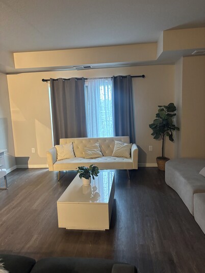 2-bedroom corporate apartment in delightful Shakopee with AC comfort